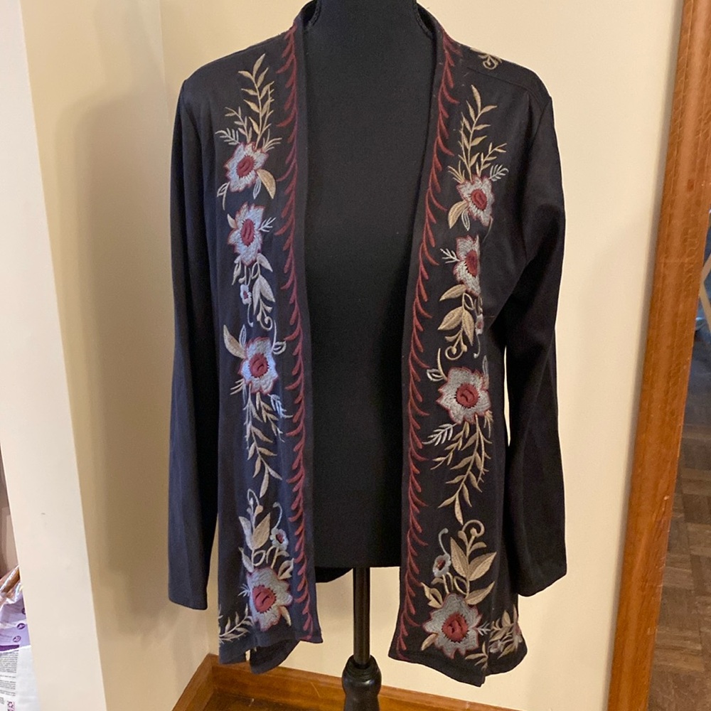 Black floral embroidered jacket. Size L. Faux suede feel.